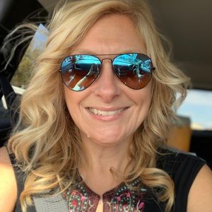 Meet your Posher, Jocelyn